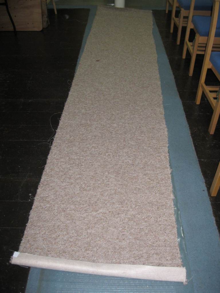 FREE NARROW STRIP/ROLL OF CARPET LEICESTER LE4 5DJ