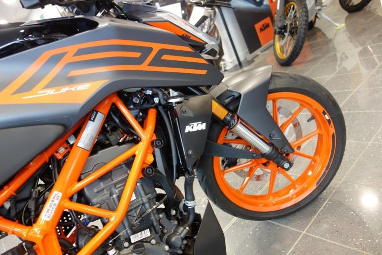 KTM 125 Duke (22 MY)