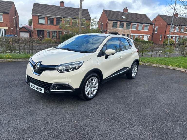 Renault, CAPTUR, Hatchback, 2014, Manual, 1461 (cc), 5 doors