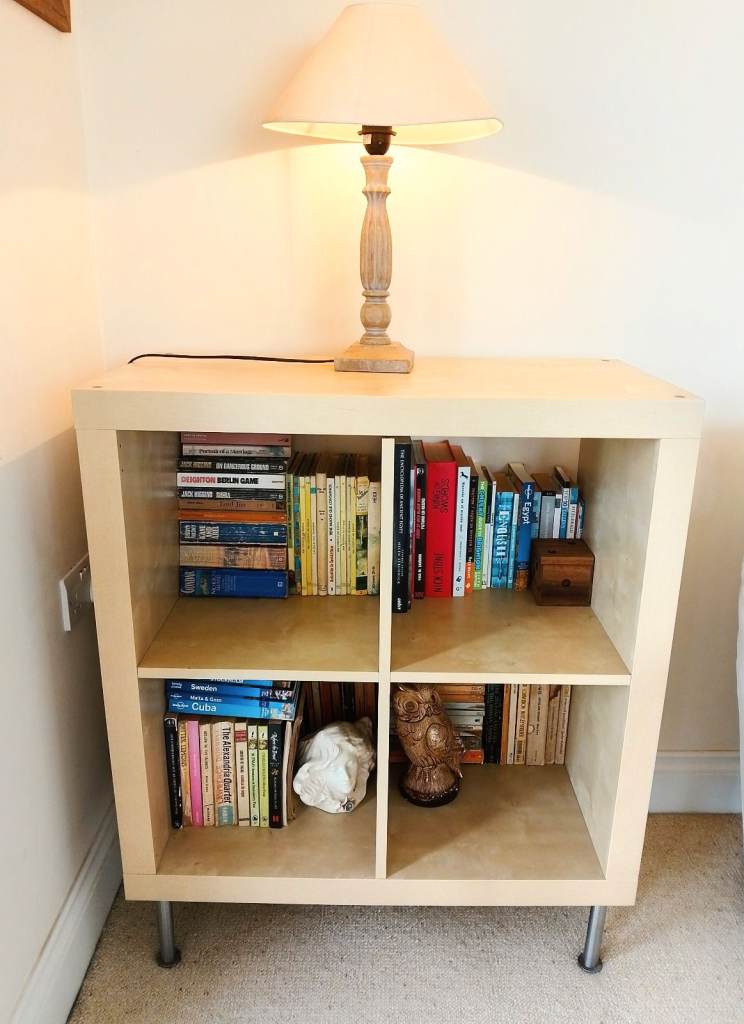 Light Wood Bookcase / Storage Unit with Metal Legs