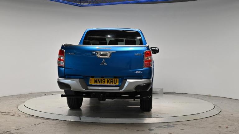 2019 Mitsubishi L200 2.4 DI-D DC Barbarian 4WD Euro 6 4dr PICK UP Diesel Manual