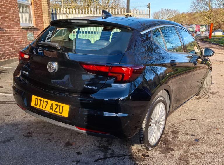 2017 Vauxhall Astra 1.4 Astra Elite Nav T 5dr - Full Service History - High Spec! Hatchback Petro...