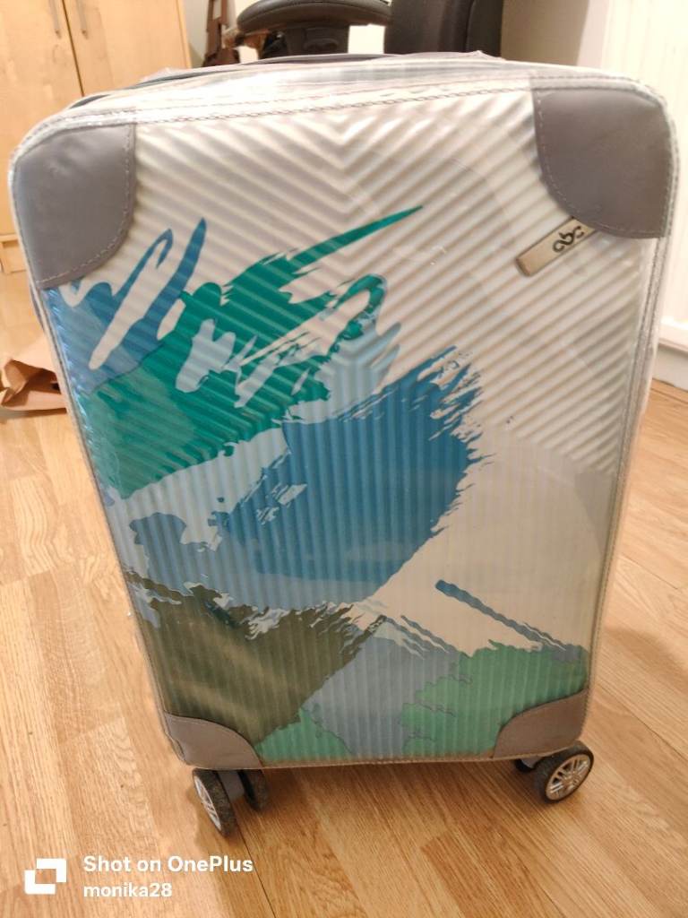 image for Hand luggage suit case 