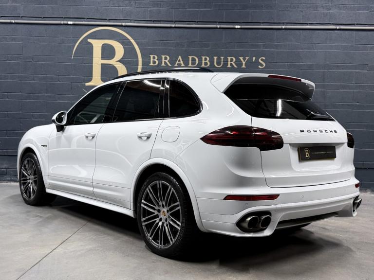 PORSCHE CAYENNE 3.0 V6 E-Hybrid S Platinum Edition 2017