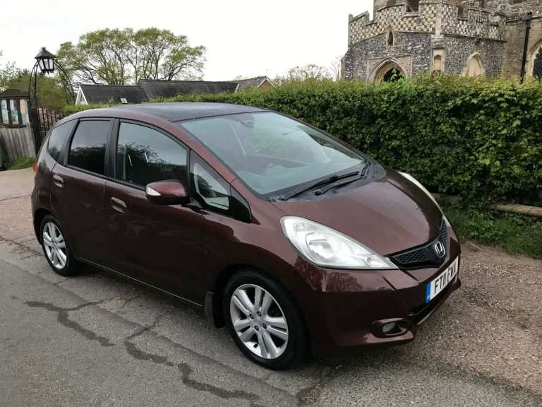 HONDA JAZZ 1.4 EX 7 MONTHS MOT &  FULL SERVICE HISTORY REALLY NICE DRIVE ULEZ COMPLIANT