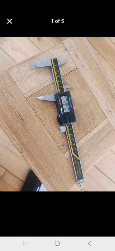 Digital Caliper Measuring Tool – Good Condition