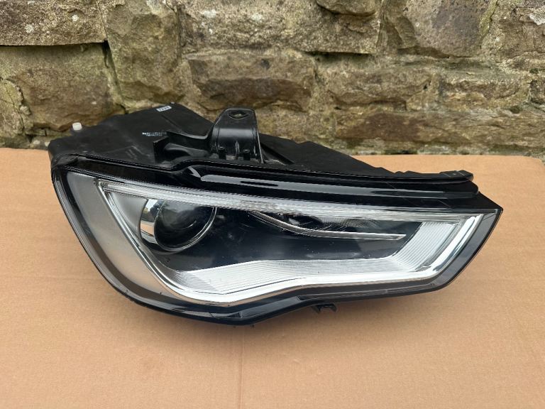 Audi A3 8V Xenon Headlight Right Driver Side 2013-2016 Oem 