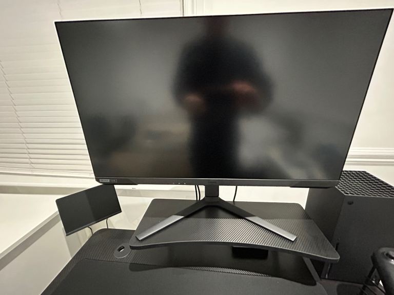 Samsung Odyssey AG700 28inch 4k UHD gaming monitor
