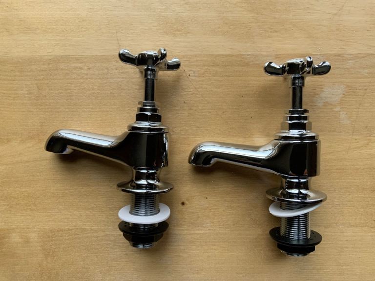 1901 Bath Taps