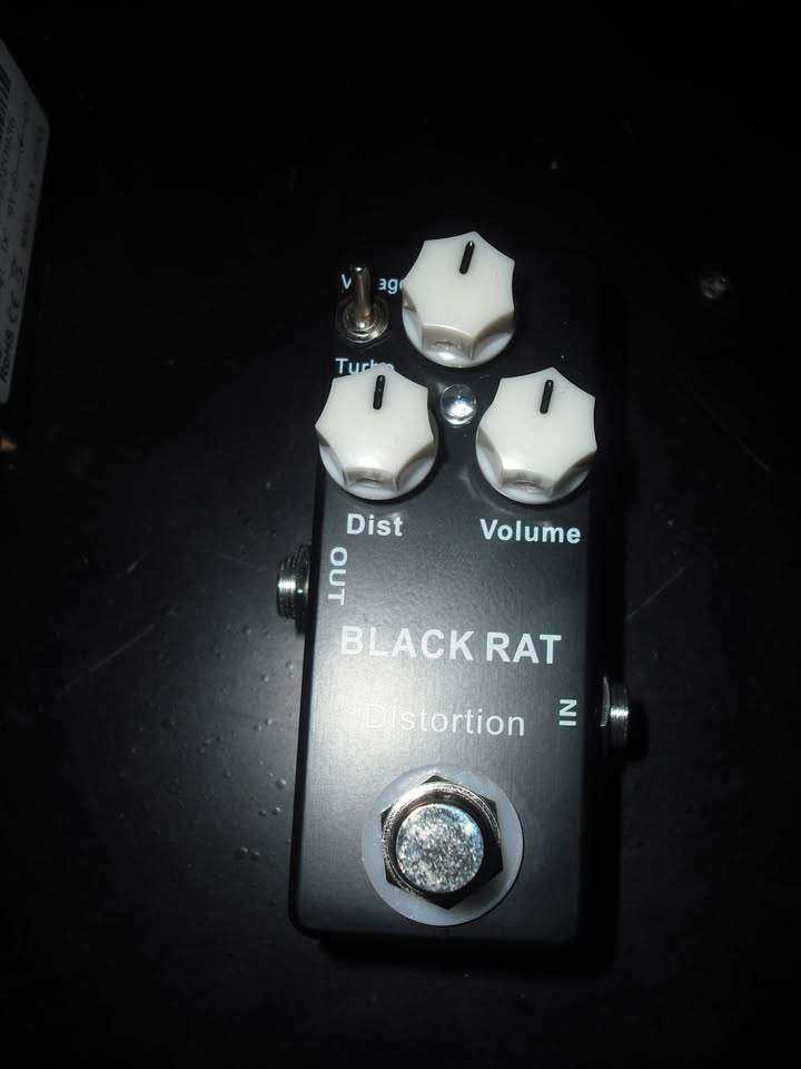 Black Rat distortion fuzz pedal LED metal case pedal effect mini micro mosky