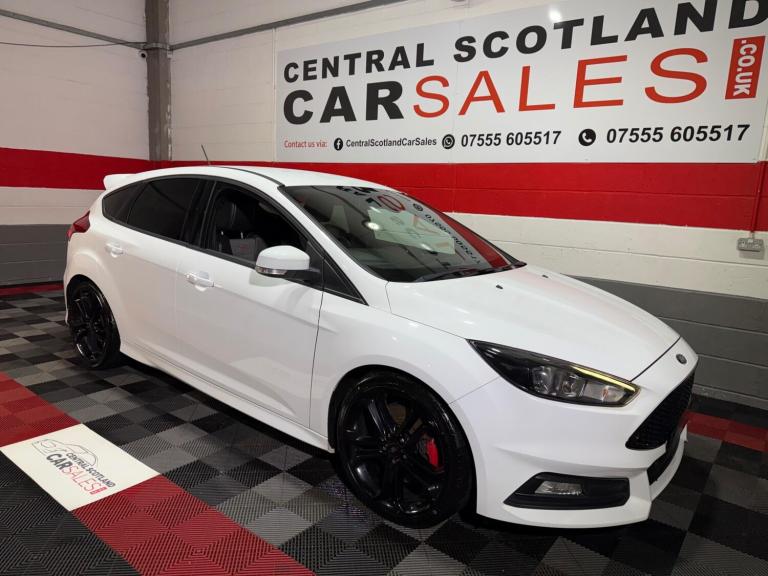 2018 Ford Focus 2.0 TDCi 185 ST-2 Navigation 5dr HATCHBACK DIESEL Manual