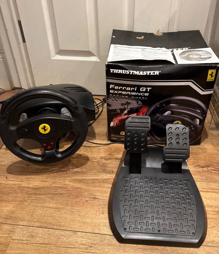 Thrustmaster Ferrari GT experience racing wheel 3in1 PS3/PS2/PC