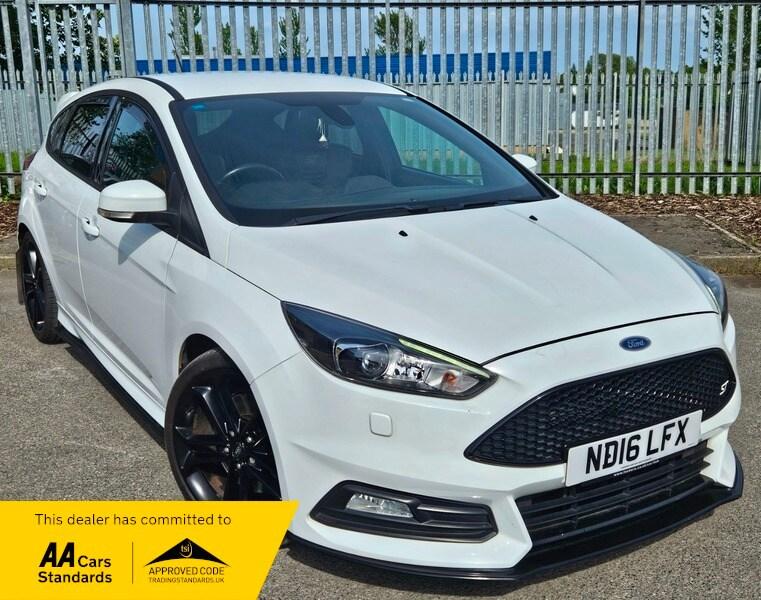 Ford Focus 2.0T EcoBoost ST-3 Hatchback 5dr Petrol Manual Euro 6 (s/s) (250 ps)