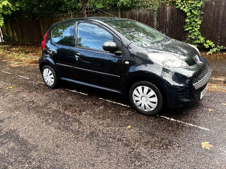 Peugeot, 107, Hatchback, 2010, Manual, 998 (cc), 5 doors