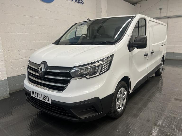 2023 Renault Trafic LL30 Blue dCi 130 Advance Van PANEL VAN DIESEL Manual