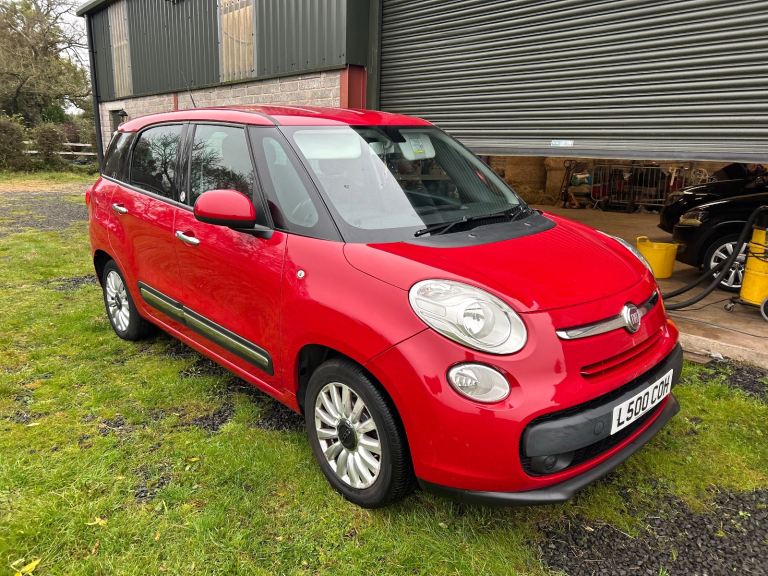 7 Seater Valuable reg Mot 08/26 Low 65Mpg approx tax/ins/Mpg Lovely example Drives perfect 