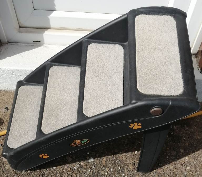 Dog/Pet Step/Ram, No Text Please 4XTreads Plastic Very sturdy Lightweight fold flat for easy storage
