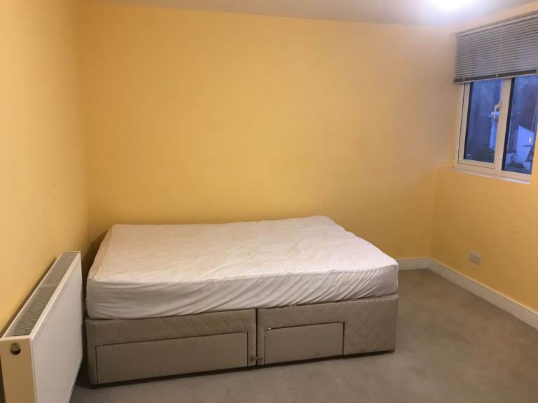 Large Double Room (14sqm)