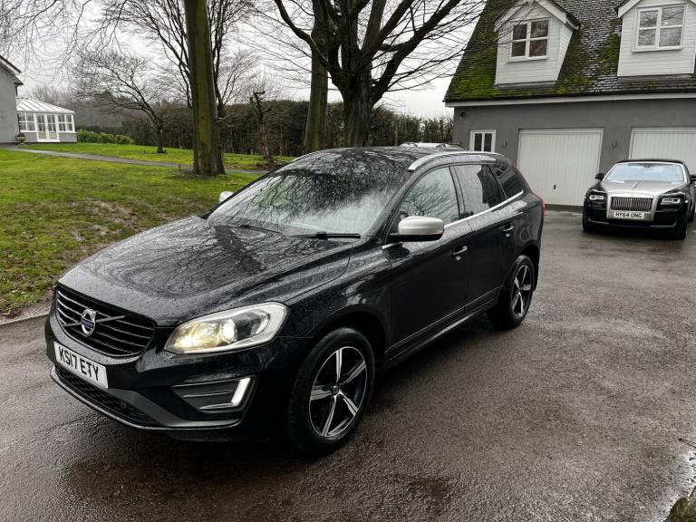Volvo XC60 2.4 R-Design Lux Nav D5 AWD IN BLACK,BLACK LTH,FVSH
