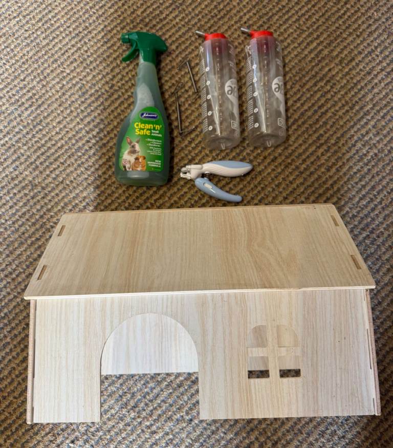 Guinea Pig accessories - small house! - hutch cleaner - water bottles x 2, nail clippers