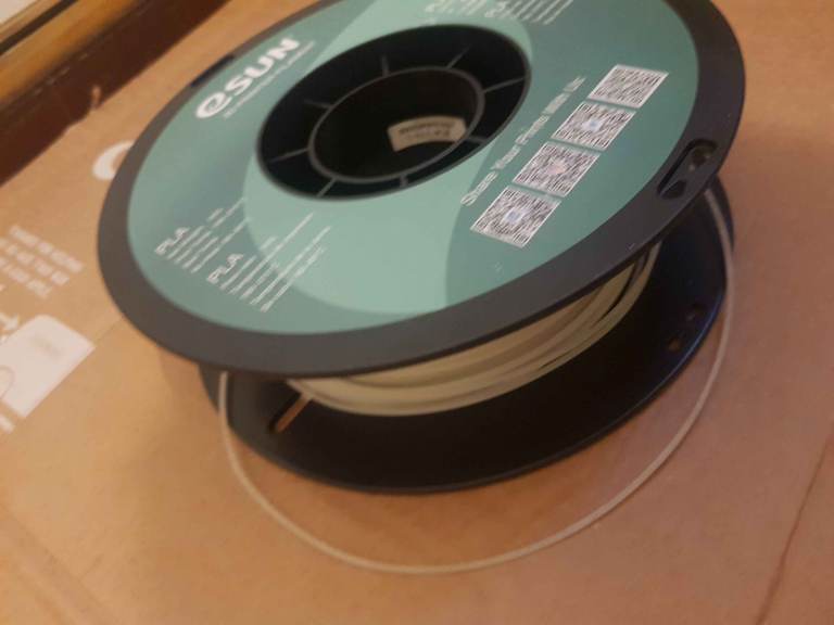 Used PLA 1.75mm, PLA Glow in the Dark Green And White PLA Filament For 3D Printer