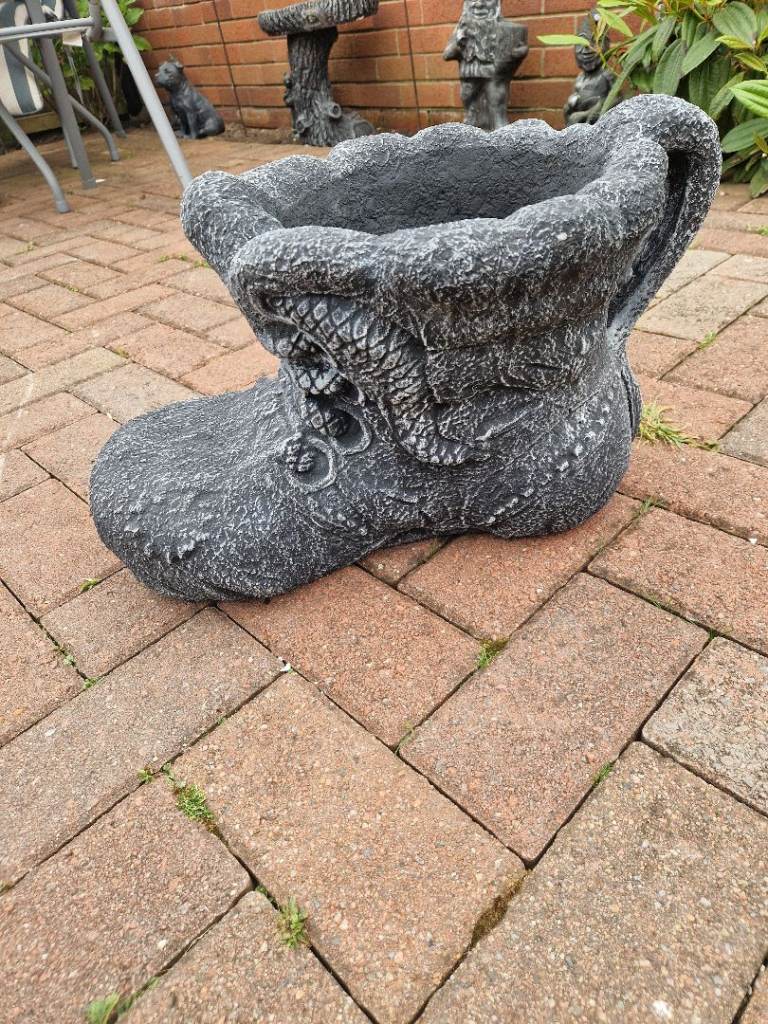 Garden boot ornament x 2