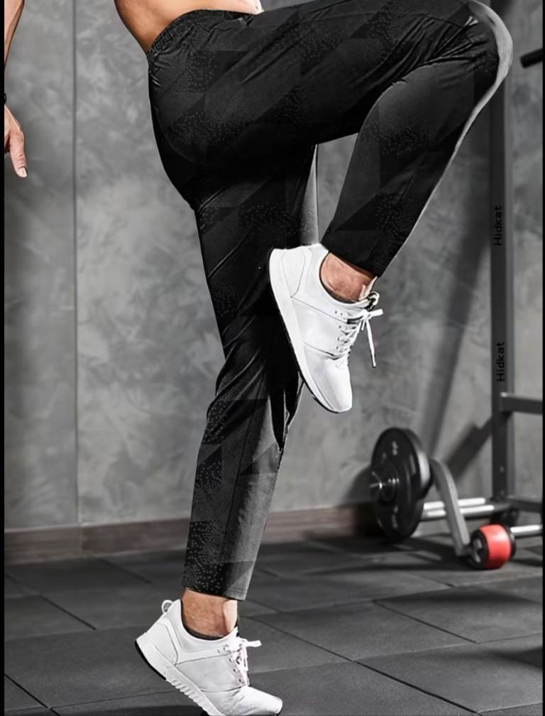 Men's long stretch pants with camouflage pattern