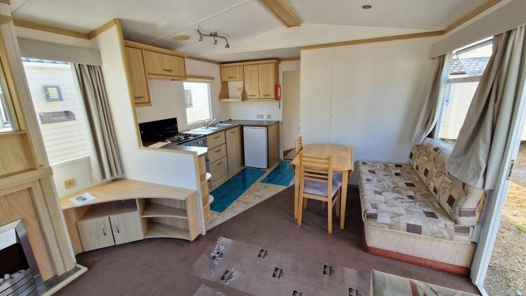 Carnaby Henley 34x12ft 2009 3 Bed | Static Caravan