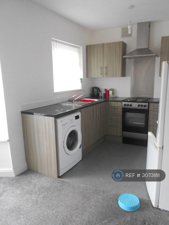 1 bedroom flat in Ellerbeck Road, Thornton-Cleveleys, FY5 (1 bed) (#3073181)