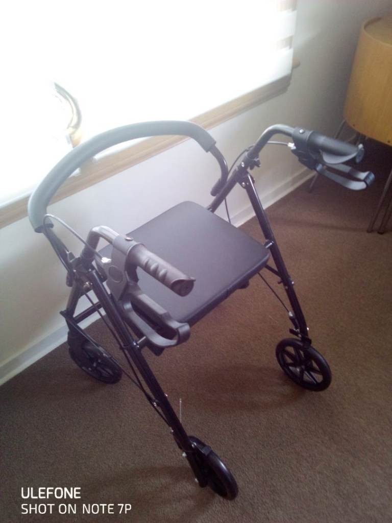 Folding Walker/Rollator with Seat – Good Condition