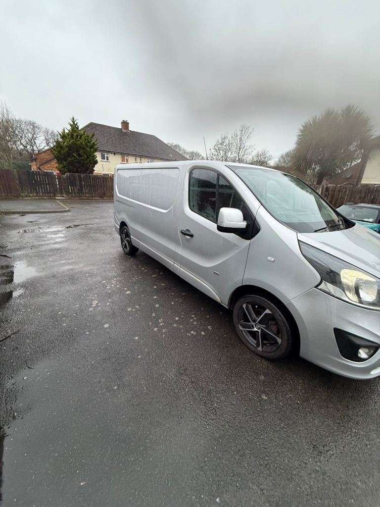 Vauxhall, VIVARO, sportive