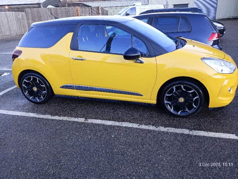 Citroen, DS3, Hatchback, 2013, Manual, 1598 (cc), 3 doors