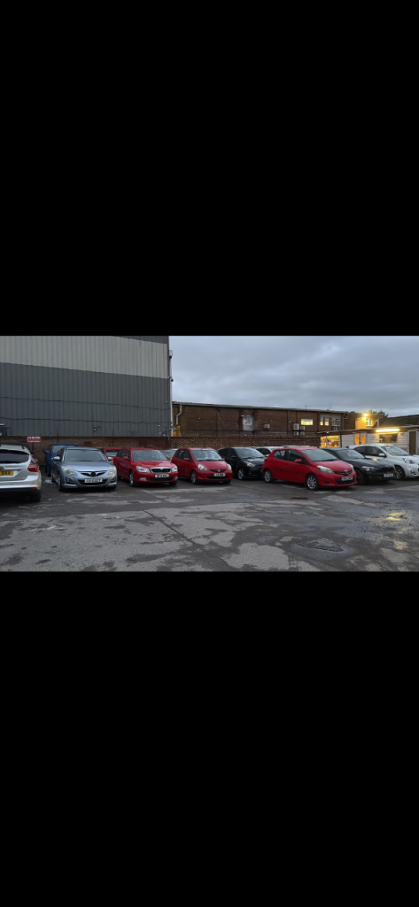 £100 each parking Up to 40 cars parking garage available for 4 to 6 months  