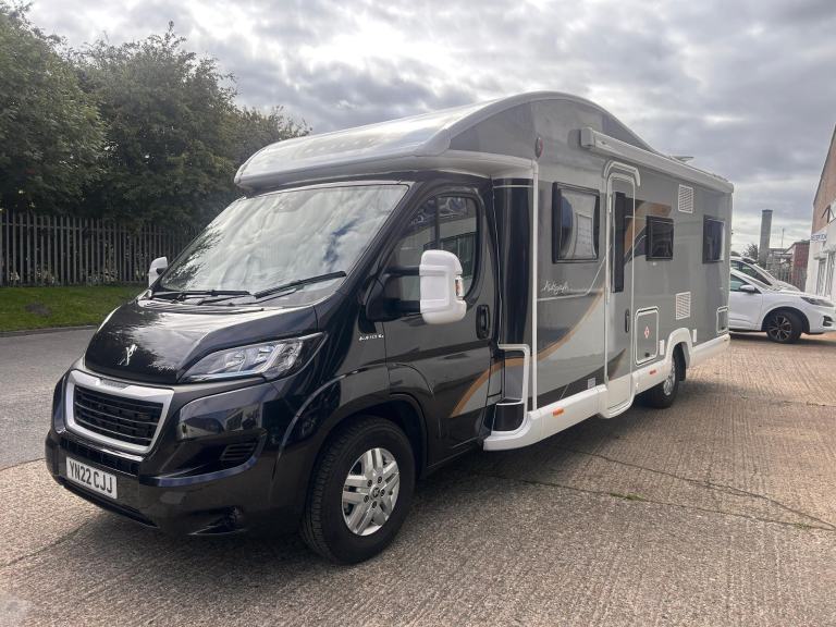 image for BAILEY AUTOGRAPH 81-6 2022 JUST 10603 MILES ONE OWNER IMMACULATE 6 BERTH