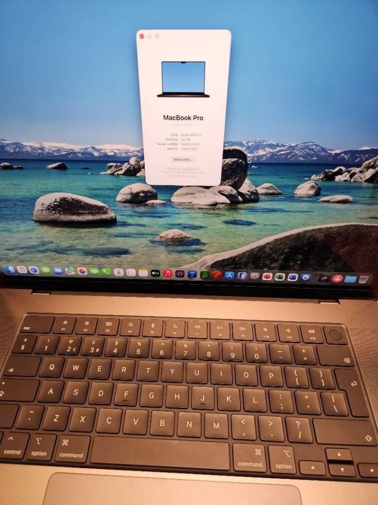 Macbook Pro 16inches M5