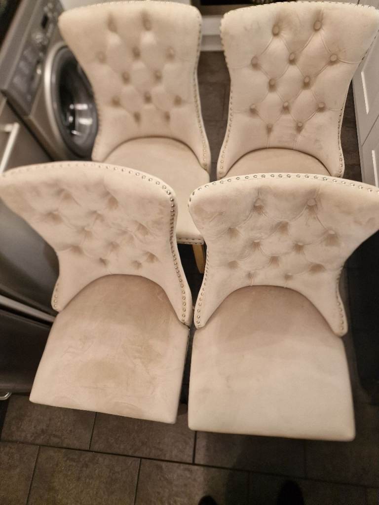 4 x velvet knockerback dining chairs
