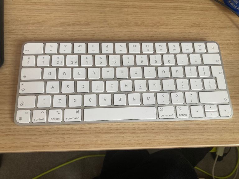 Apple Magic Keyboard and Magic Mouse Bundle – Good Condition