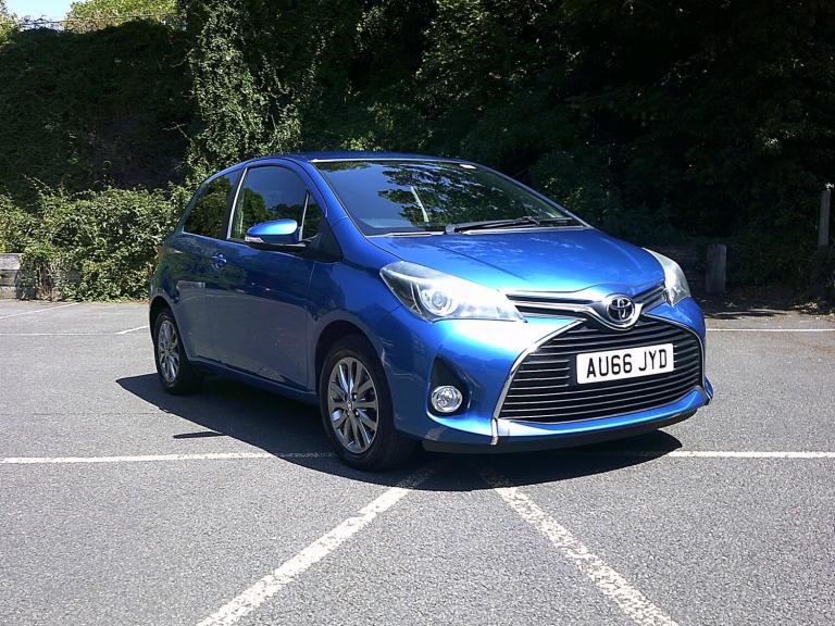 2016 Toyota Yaris 1.33 VVT-i Icon 3dr HATCHBACK Petrol Manual
