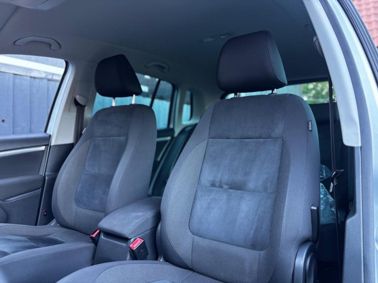 2015 Volkswagen Tiguan 2.0 TDi BlueMotion Tech Match 4MOTION 5dr 150 DSG ESTATE DIESEL Automatic