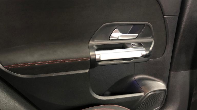 2024 Mercedes-Benz GLB GLB 200 AMG LN EXECUTVE M Estate Petrol Automatic