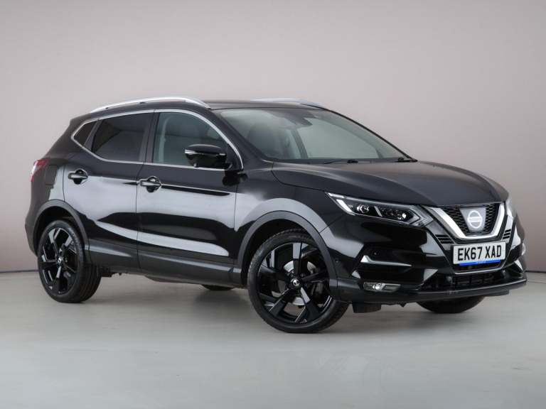 2017 Nissan Qashqai 1.2 DIG-T Tekna XTRON Euro 6 (s/s) 5dr SUV Petrol Automatic