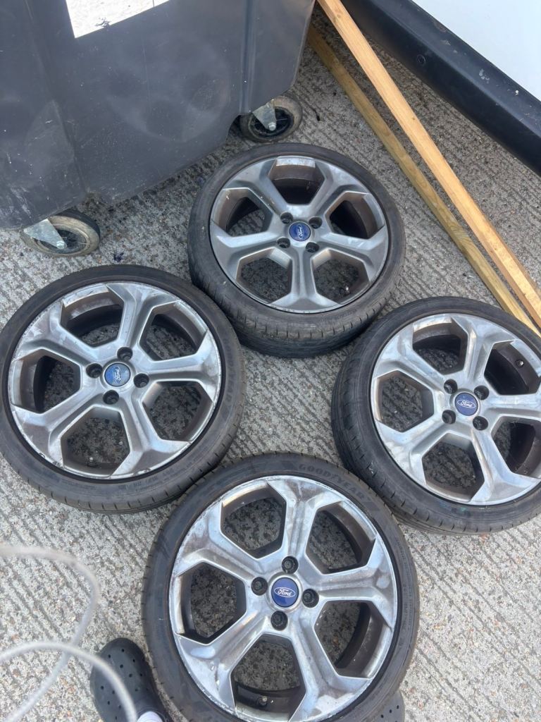 Ford Fiesta ST180 (MK7) Alloys + Tyres
