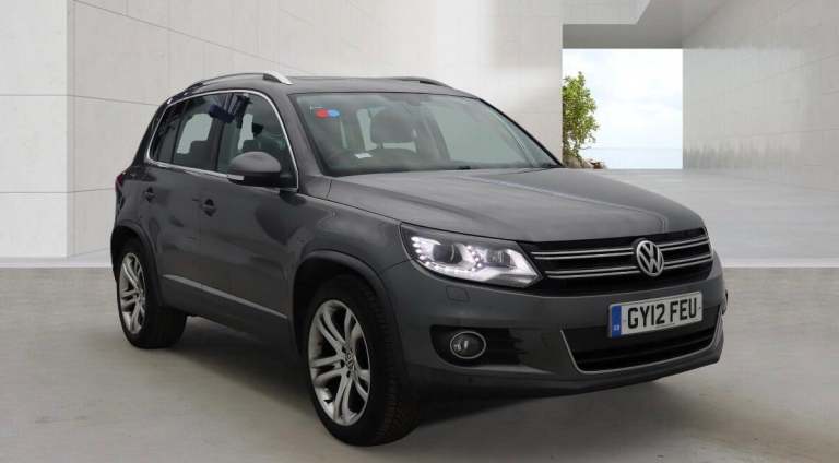  Volkswagen Tiguan 2.0 TDI Sport 4WD Euro 5 5dr Diesel Manual