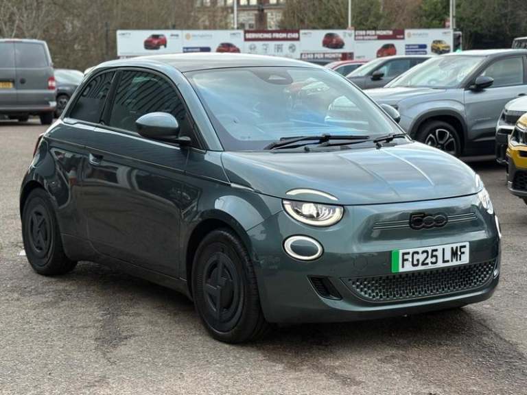 2025 Fiat 500 87kW Giorgio Armani 42kWh 3dr Auto HATCHBACK ELECTRIC Automatic