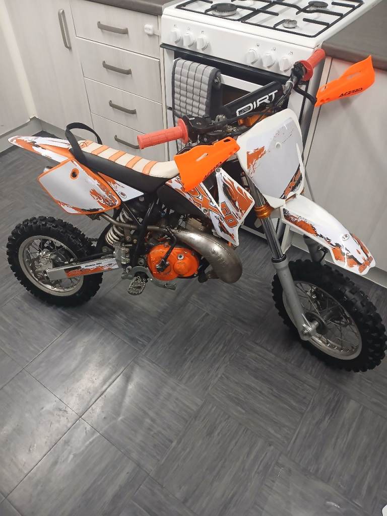 1100  ono