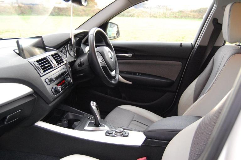 BMW 1 SERIES 116i Urban White Auto Petrol 2013