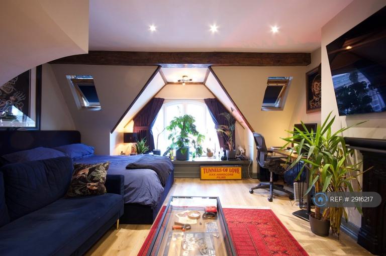 1 bedroom flat in Bateman Street, London, W1D (1 bed) (#2916217)