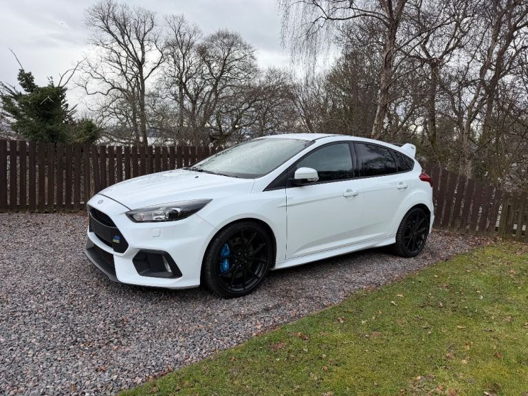 Ford Focus RS MK3 - Brand new engine - shell seats