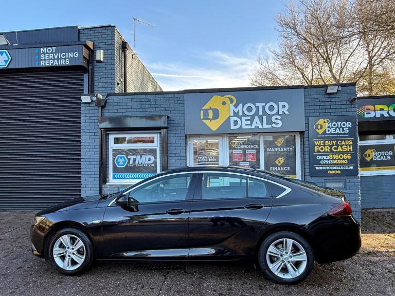 2019 Vauxhall Insignia 1.6 Turbo D ecoTec Tech Line Nav 5dr HATCHBACK DIESEL Manual