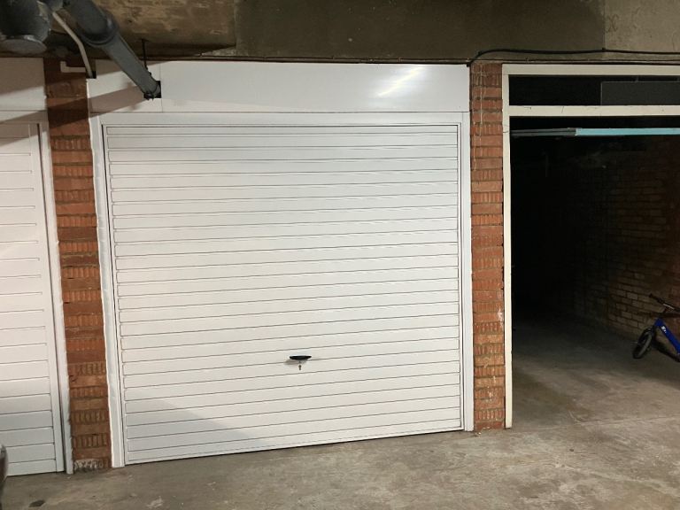 Garage for rent in Hampstead 